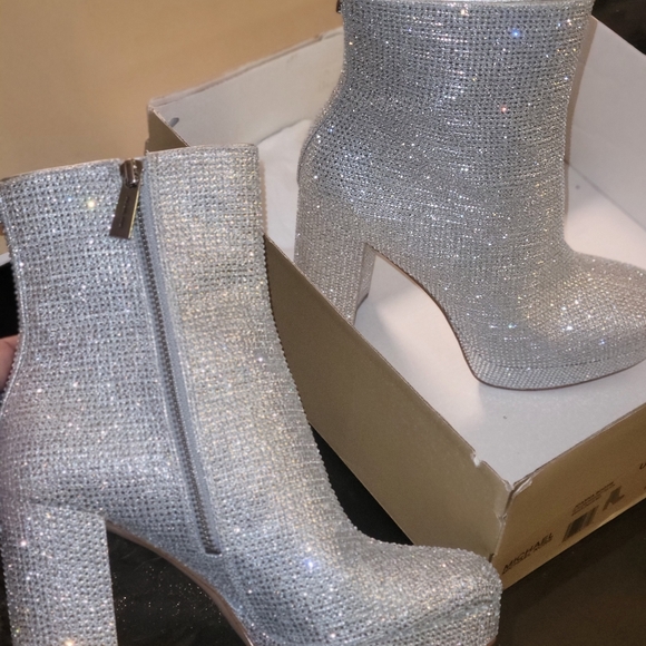 Mk boots - Picture 2 of 3